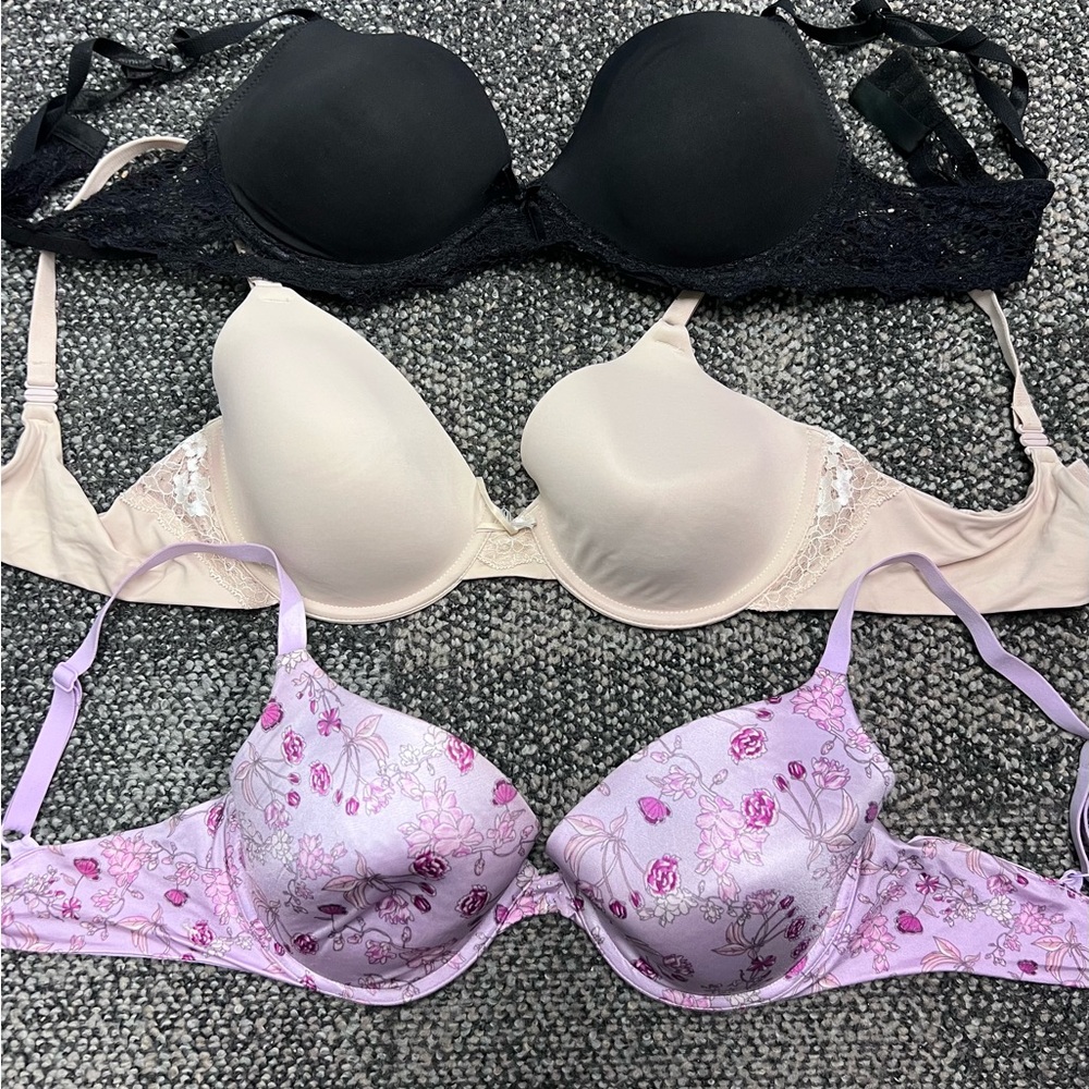 Maidenform and Xoxo bra bundle